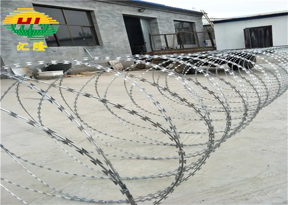 Стандарт ASTM 2.8 мм горяче-погруженный оцинкованный Concertina Razor Wire BTO-16 1000 мм диаметр