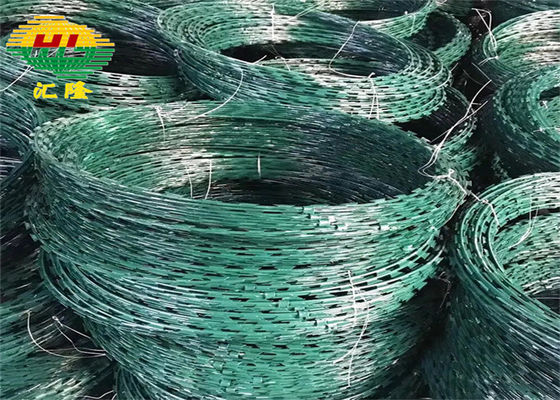 Pvc Anticorrosion зеленый покрыл колючую проволоку 1400-1500MPA концертины